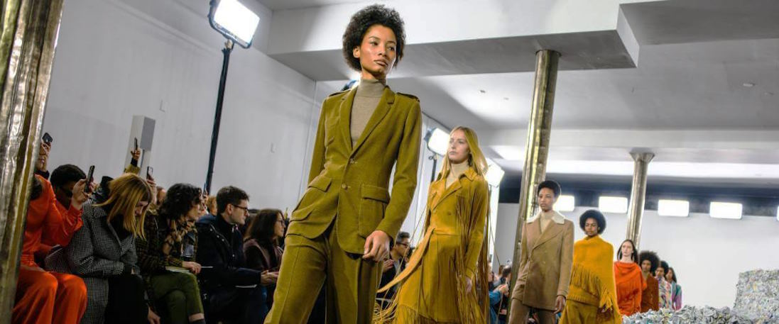 Sustainable Fashion at Art Events: Leading the Way in Eco-Friendly Design